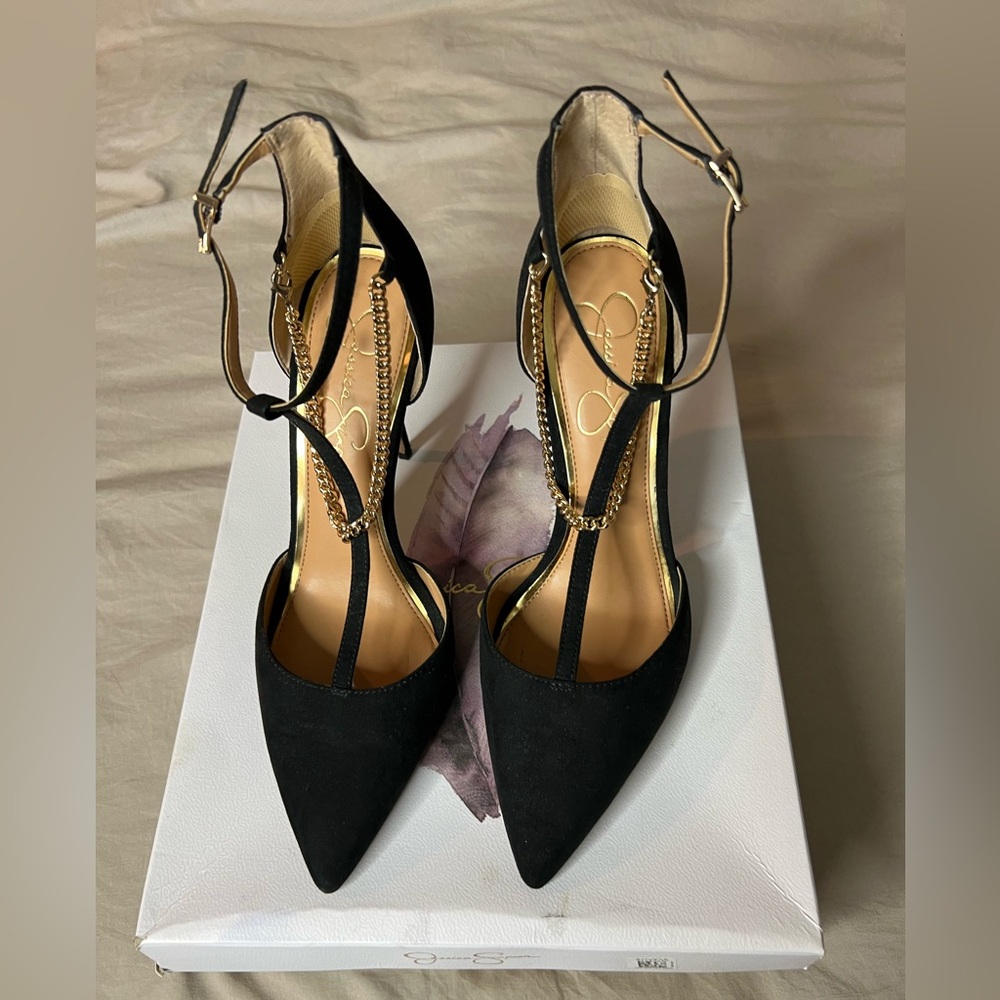 Jessica Simpson Black Pumps Size 9